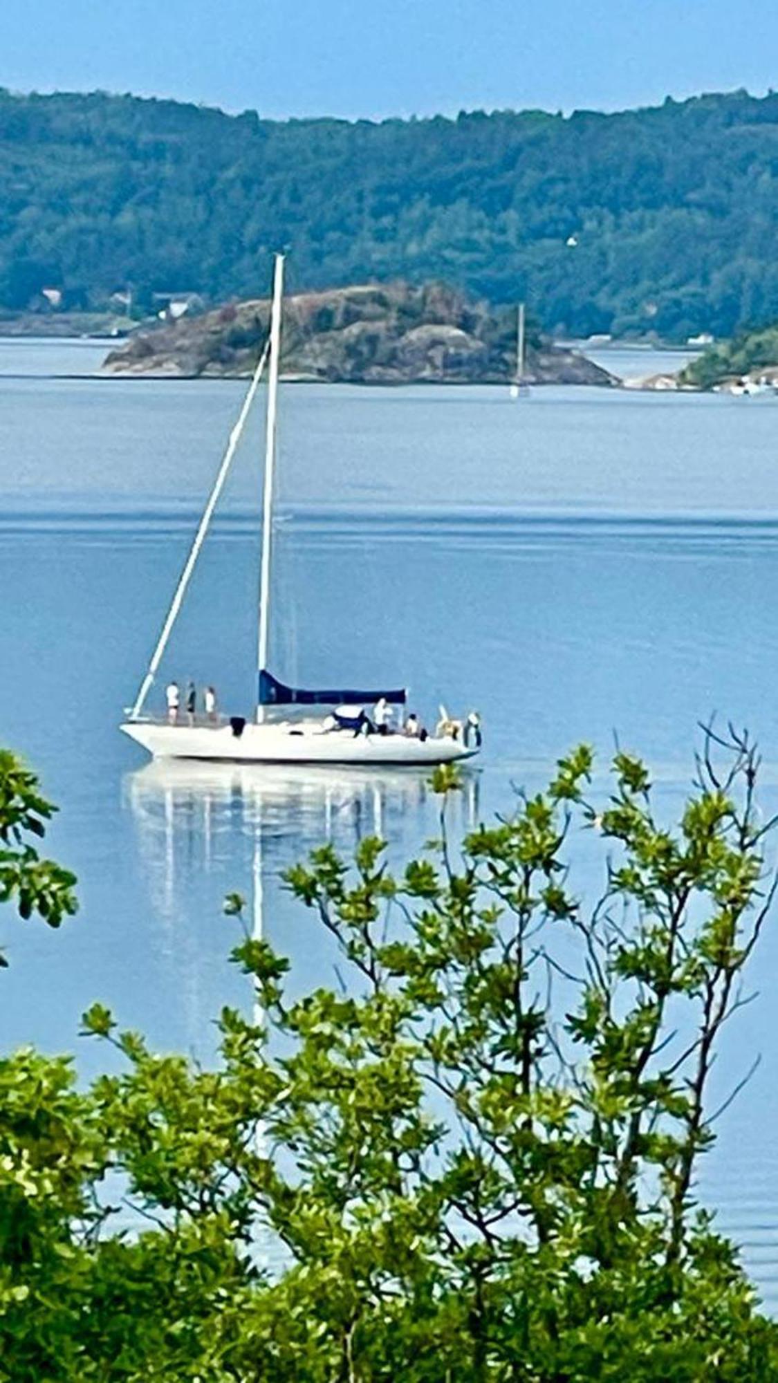 Seaside Dream With Jetty & Guest Cottage Ljungskile Buitenkant foto