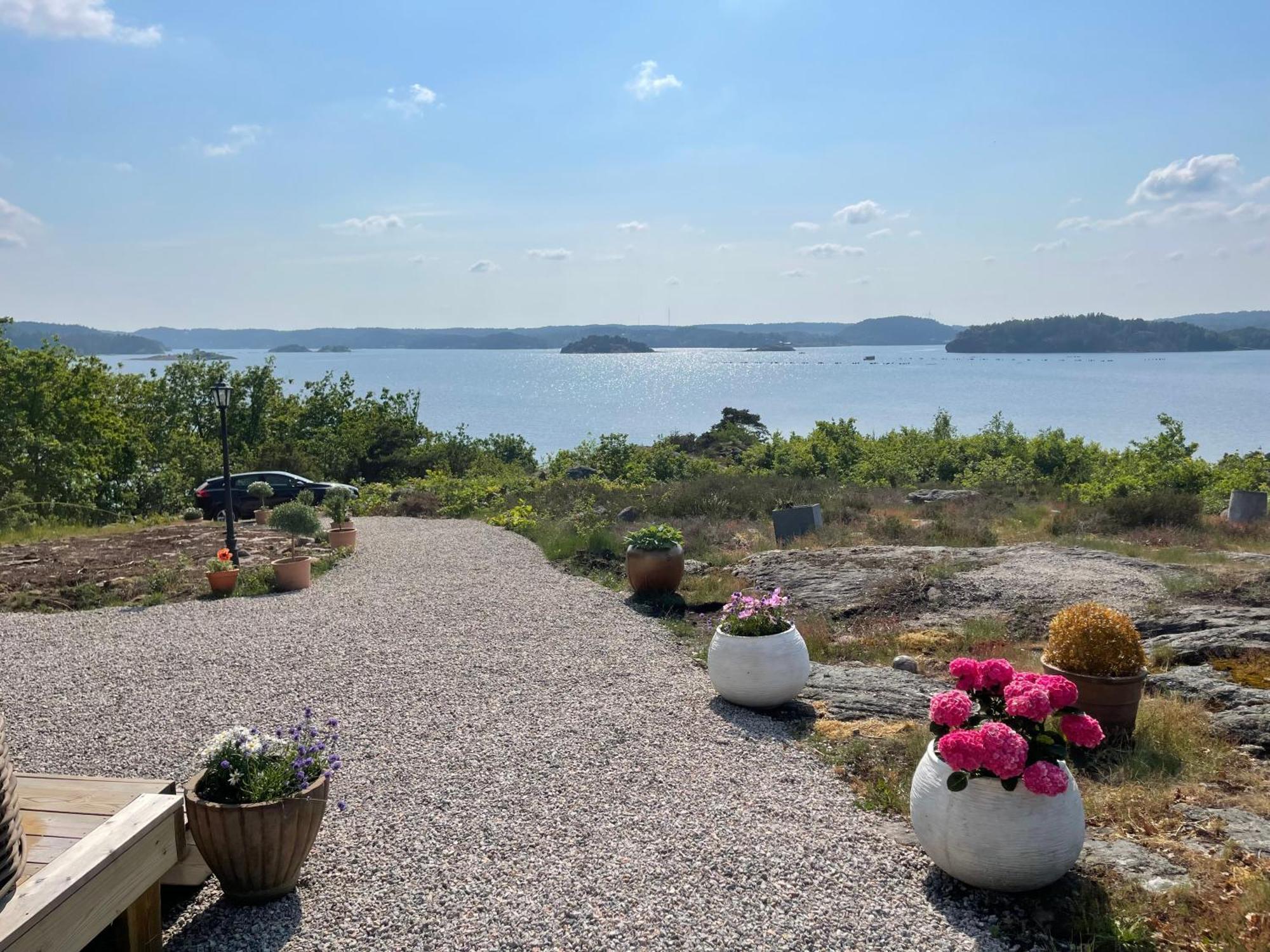 Seaside Dream With Jetty & Guest Cottage Ljungskile Buitenkant foto